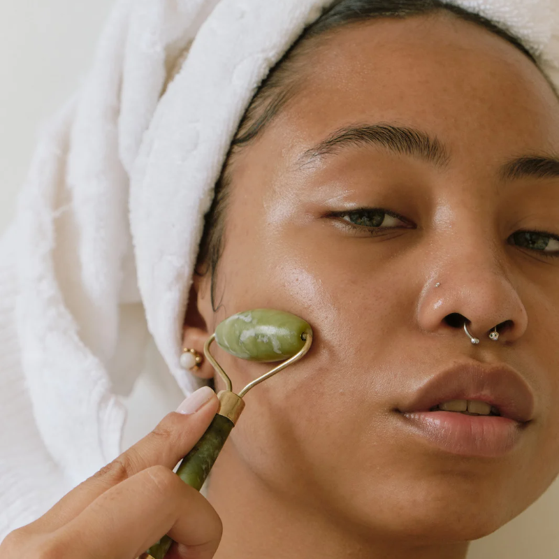 Jade Gua Sha™: Smooth and wrinkle-free