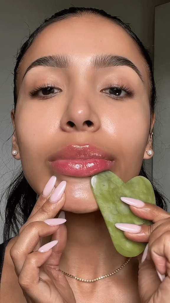 Jade Gua Sha Liscio E Senza Rughe Herlla LTD jade-gua-sha-liscio-e-senza-rughe-herlla-ltd